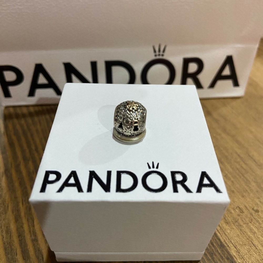 Authentic Pandora Christmas snowglobe 2015 charm. 14k gold snowflake on top